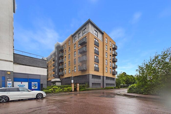 2 Bedroom Apartment For Sale In Little Brights Road, Belvedere, DA17