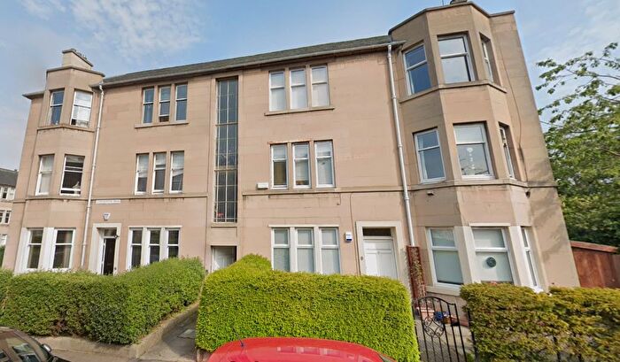 2 Bedroom Flat To Rent In Learmonth Park, Comely Bank, Edinburgh, EH4