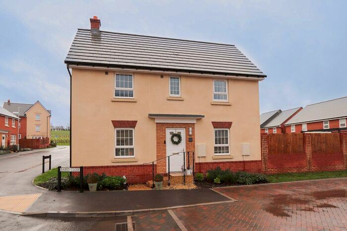 3 Bedroom Property To Rent In Baird Close, Leighton Buzzard, LU7