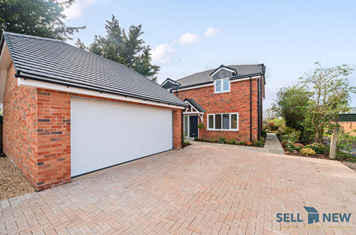 4 Bedroom Detached House For Sale In Bedford Road, Great Barford, MK44