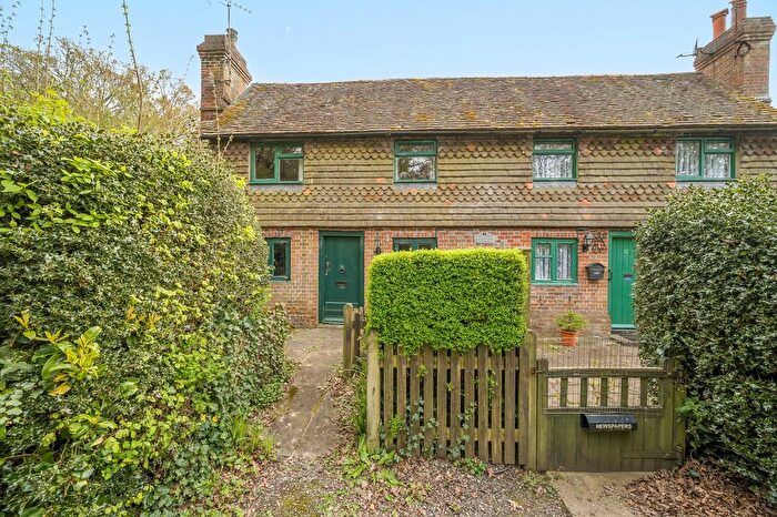 3 Bedroom Cottage For Sale In Friday Street, Ockley, RH5