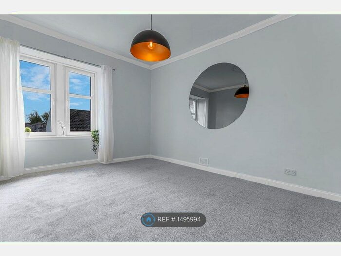 1 Bedroom Flat To Rent In Hill Street, Dunfermline, KY12