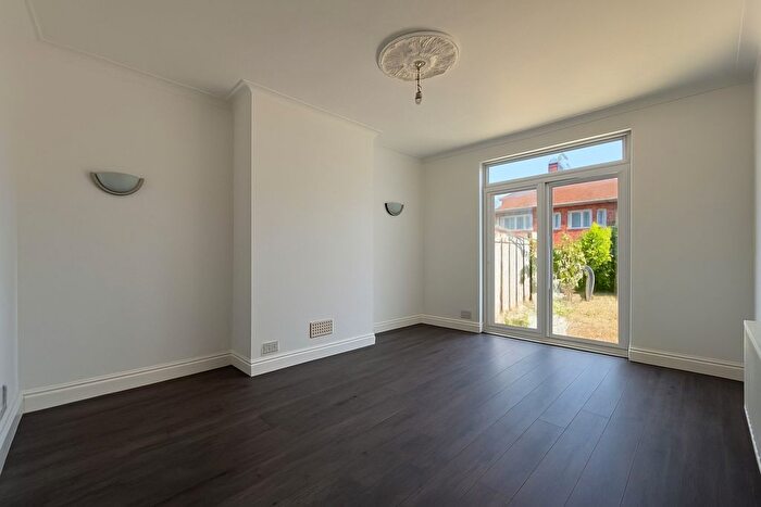 4 Bedroom Property To Rent In Winchester Road, Edmonton, N9