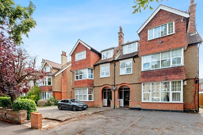 1 Bedroom Apartment To Rent In Camborne Road, Sutton, SM2