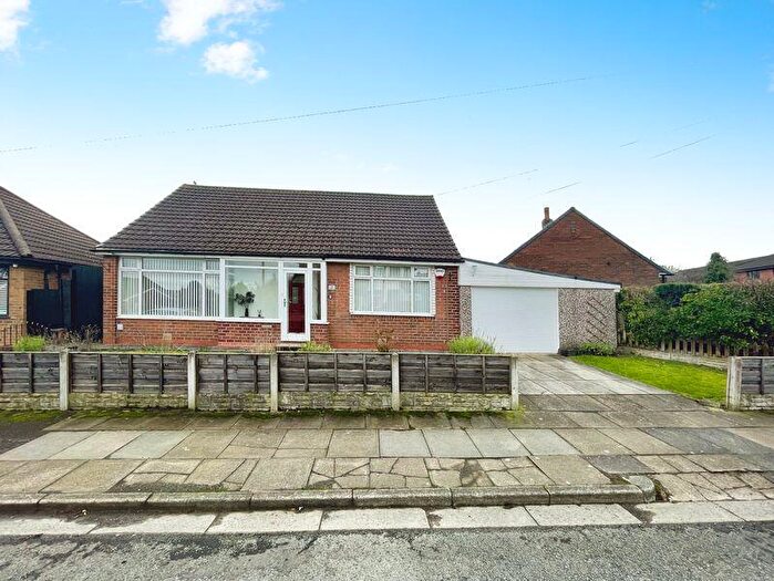 2 Bedroom Detached Bungalow For Sale In Highfield Lane, Whitefield, M45