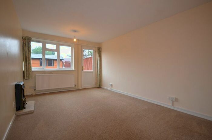3 Bedroom Terraced House To Rent In Faraday Close, Arborfield, Reading RG2