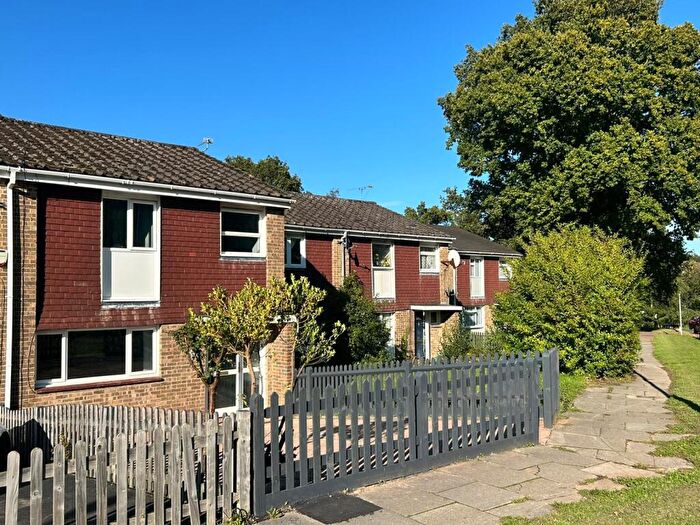 3 Bedroom House To Rent In Broadfield, RH11