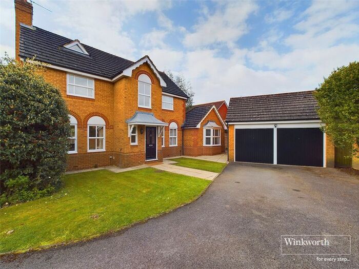 6 Bedroom Detached House To Rent In Anthian Close, Woodley, Reading, Berkshire, RG5