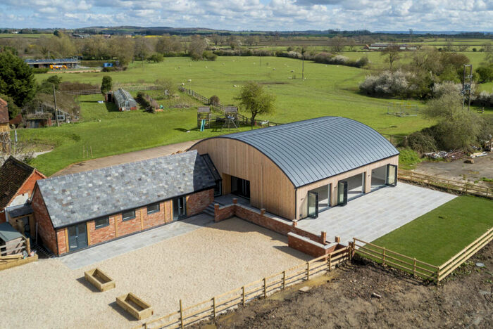 4 Bedroom Barn Conversion For Sale In Admington, Stratford-upon-Avon, Warwickshire, CV36