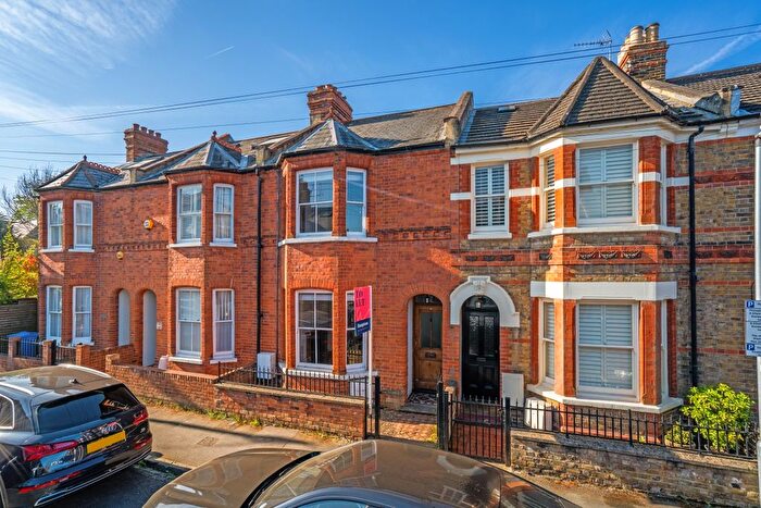 3 Bedroom Terraced House To Rent In Queens Road, Windsor, SL4