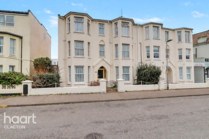 8 Bedroom Semi-Detached House For Sale In Orwell Road, Clacton-On-Sea, CO15