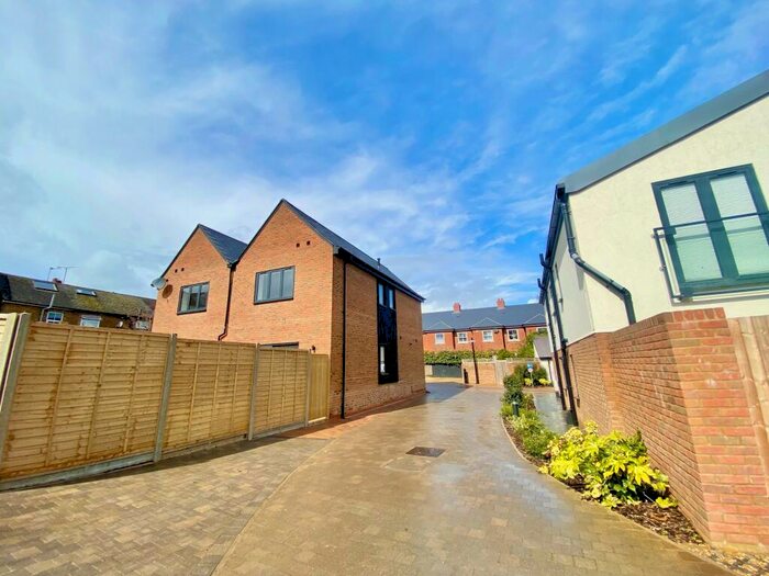 2 Bedroom Semi-Detached House To Rent In Denmark Place, Tring, HP23