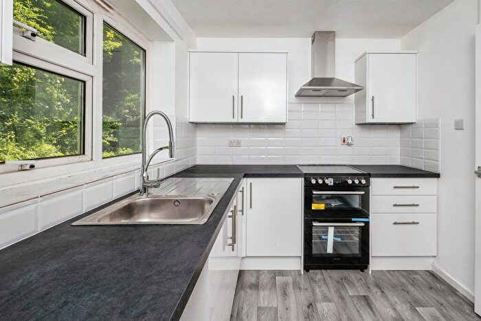 1 Bedroom Apartment To Rent In The Sidings, Rudgwick, Horsham, RH12