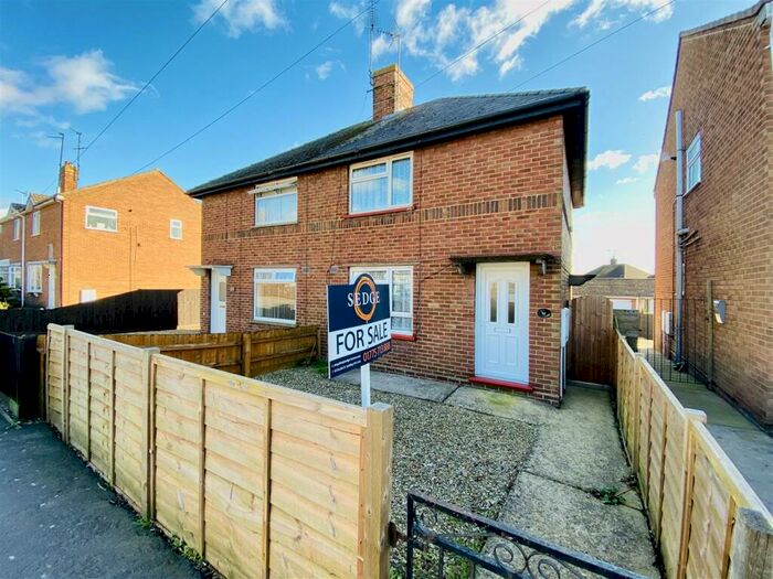 2 Bedroom Semi-Detached House To Rent In Spalding, PE11