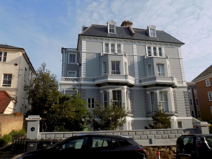 2 Bedroom Flat To Rent In Pevensey Road, St. Leonards-On-Sea TN38