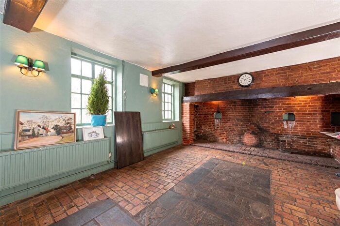 3 Bedroom End Of Terrace House For Sale In High Street, Gosmore, Hertfordshire, SG4