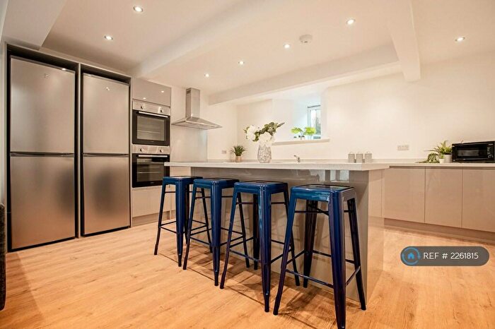 6 Bedroom Terraced House To Rent In College Street, Sheffield, S10