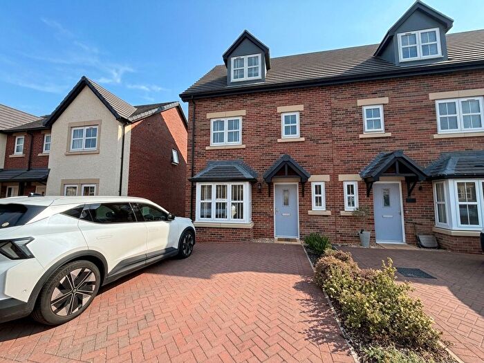 4 Bedroom End Of Terrace House For Sale In Elder Drive, Carlisle, CA2