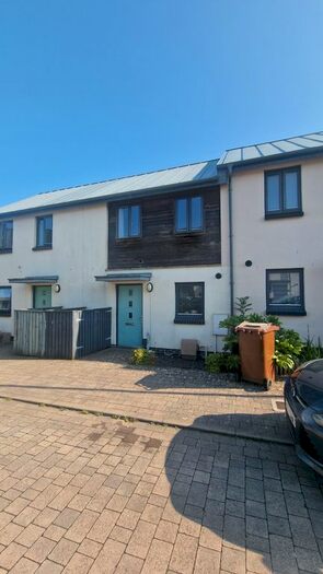 2 Bedroom Terraced House To Rent In Squirrel Close, Plymouth, PL6