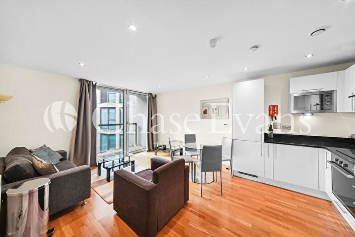 1 Bedroom Flat To Rent In Cobalt Point, Millharbour, Lanterns Court, Canary Wharf, E14