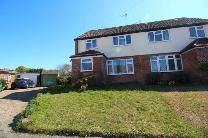 3 Bedroom Semi-Detached House To Rent In Donne Close, Crawley, RH10