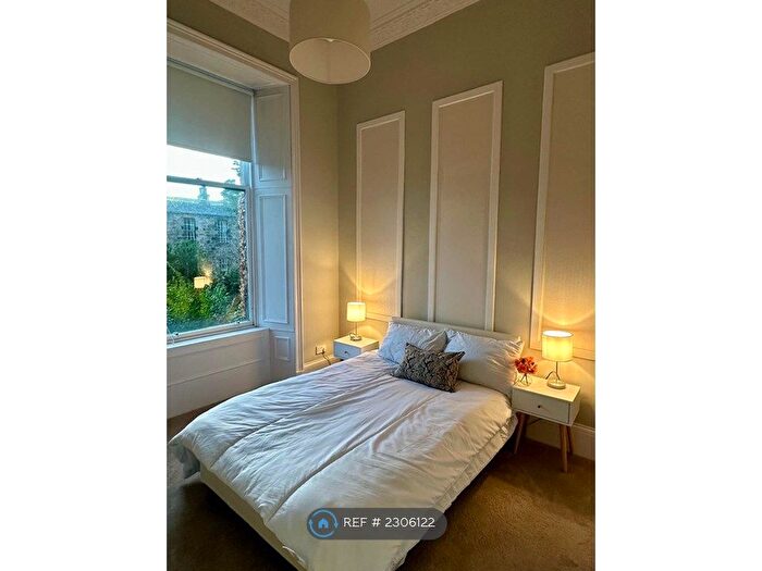 2 Bedroom Flat To Rent In Bowmont Terrace, Glasgow, G12