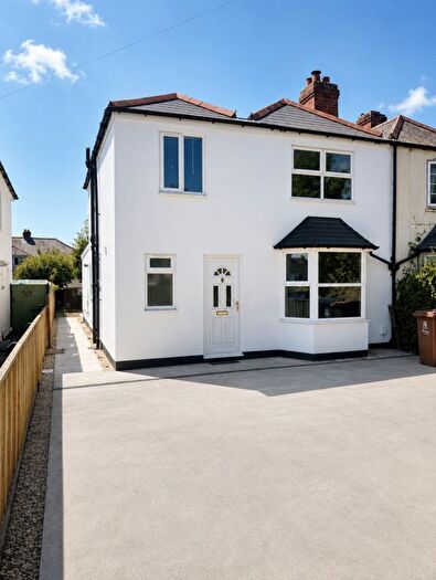 6 Bedroom Semi-Detached House To Rent In Bulan Road, Headington, Oxford, Oxfordshire, OX3