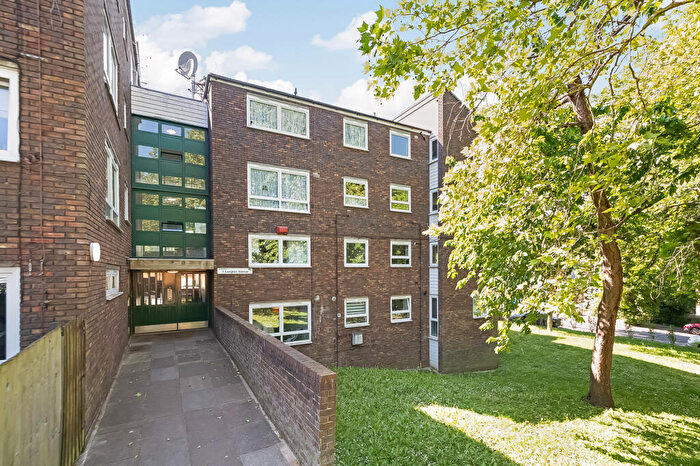 1 Bedroom Apartment To Rent In Longton Avenue, London, SE26