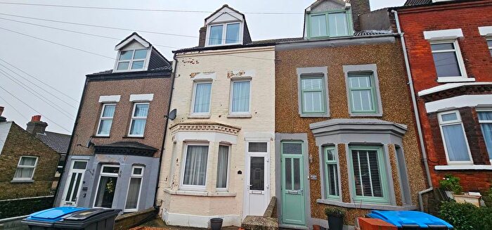 3 Bedroom Terraced House To Rent In Minerva Avenue, Dover, CT16