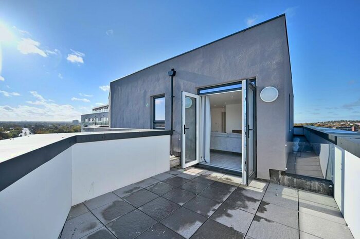 1 Bedroom Flat For Sale In Madison Heights, Wimbledon, London, SW19