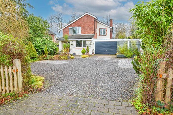 4 Bedroom Detached House For Sale In Thompsons Lane, Denmead, PO7
