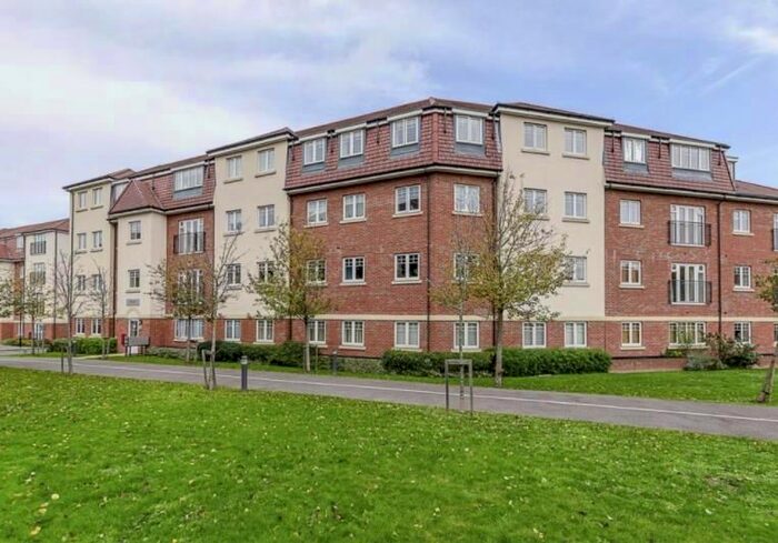 1 Bedroom Flat To Rent In Schoolgate Drive, Morden, SM4