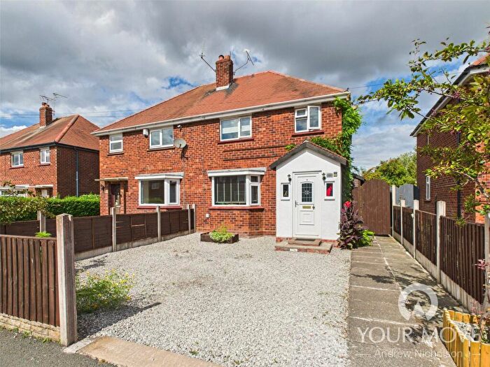 3 Bedroom Semi-Detached House For Sale In Christleton Avenue, Crewe, Cheshire, CW2