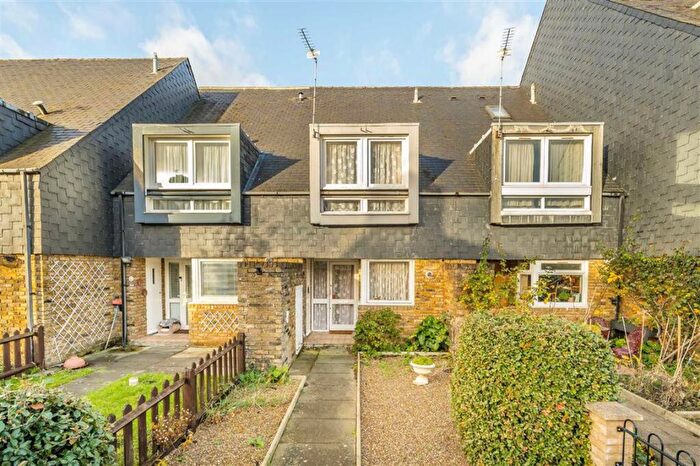 2 Bedroom House For Sale In Joseph Powell Close, Clapham, SW12
