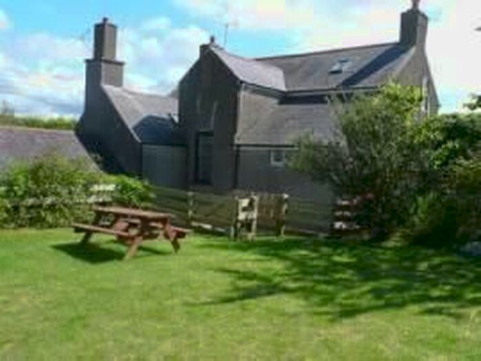 6 Bedroom Detached House To Rent In St. Ishmaels, Haverfordwest, SA62