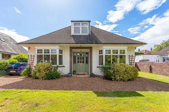 4 Bedroom Detached Bungalow For Sale In Cammo Road, Edinburgh, EH4
