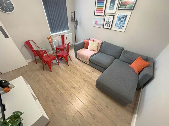 4 Bedroom Terraced House To Rent In Halsbury Road, L6