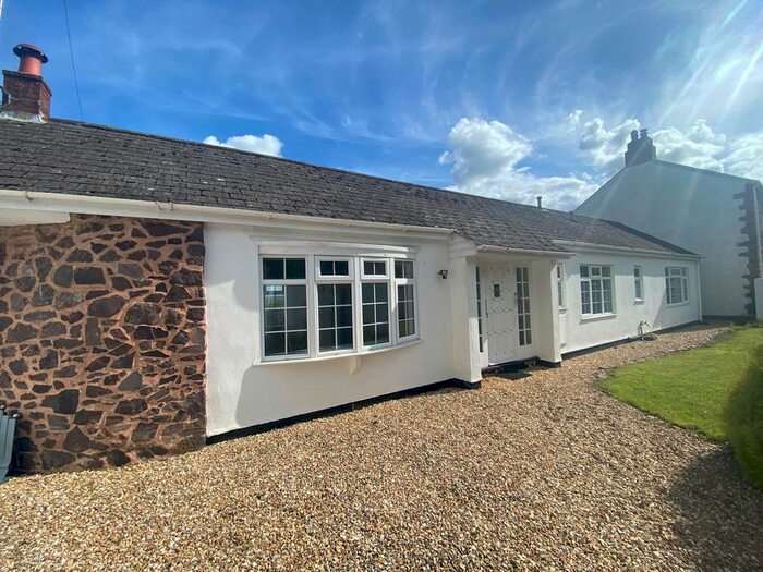 2 Bedroom Bungalow For Sale In Dunchideock, Exeter, EX6