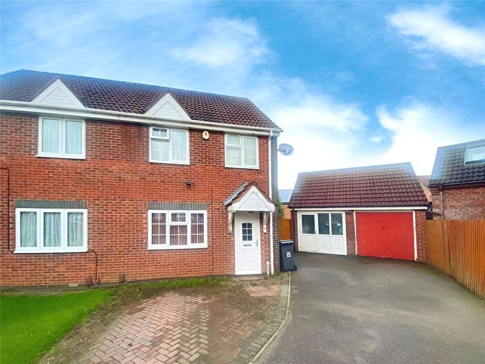 3 Bedroom Semi-Detached House To Rent In Trefoil Close, Leicester, Leicestershire, LE5
