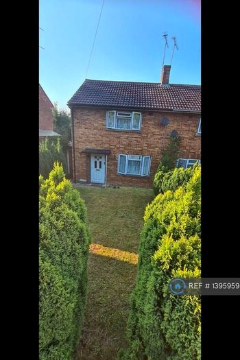 2 Bedroom Semi-Detached House To Rent In Parkfield, St. Albans, AL3