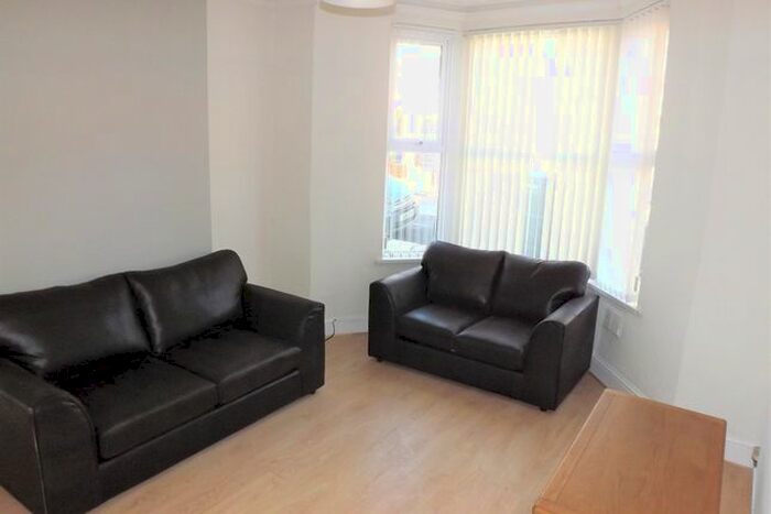 4 Bedroom Property To Rent In Arran Street, Roath, Cardiff, CF24