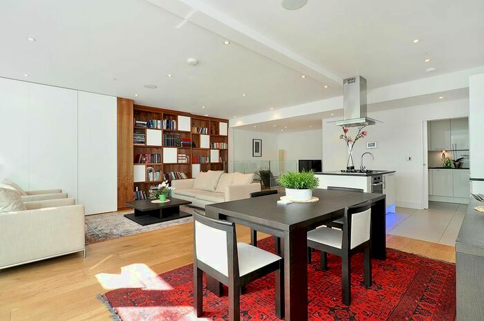 3 Bedroom Mews To Rent In Atherstone Mews, South Kensington, SW7