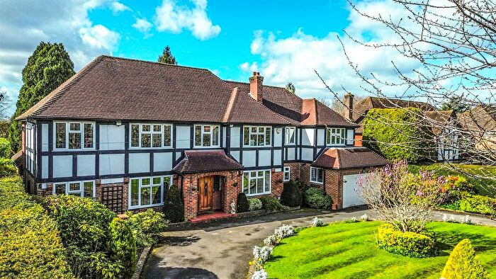 5 Bedroom Detached House For Sale In Golf Side, South Cheam, SM2