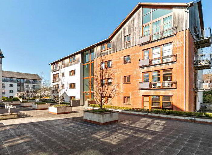 3 Bedroom Apartments For Sale In Apt The Cypress, Malone Square, Windsor Park, Belfast, BT9