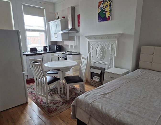 1 Bedroom Flat To Rent In Anson Road, London, NW2
