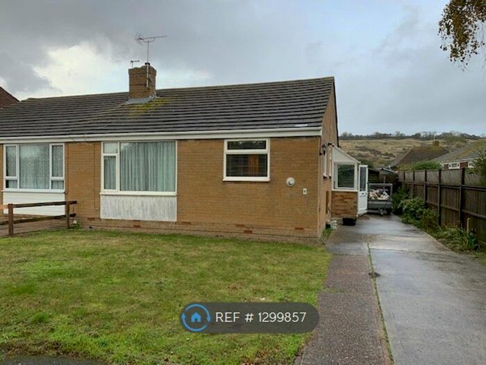 2 Bedroom Bungalow To Rent In Crofters Close, Hythe CT21