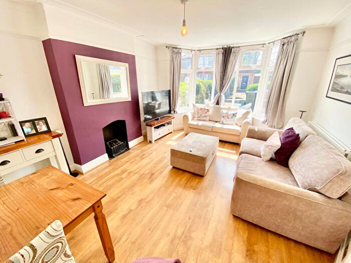 3 Bedroom Semi Detached House For Sale In Crummock Gardens, London, NW9
