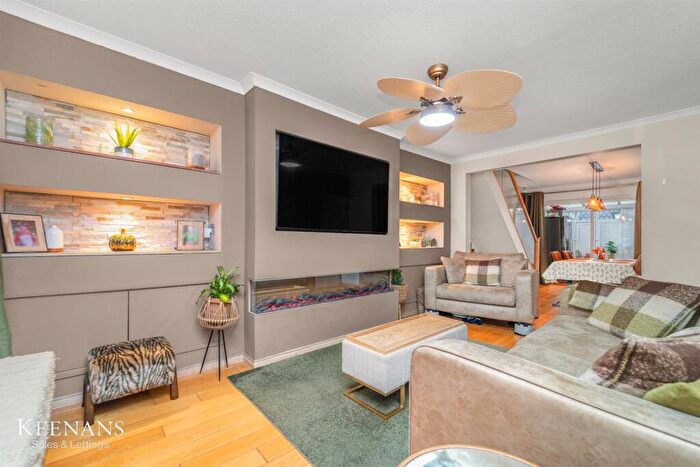 4 Bedroom Semi-Detached Bungalow For Sale In Affleck Avenue, Radcliffe, M26