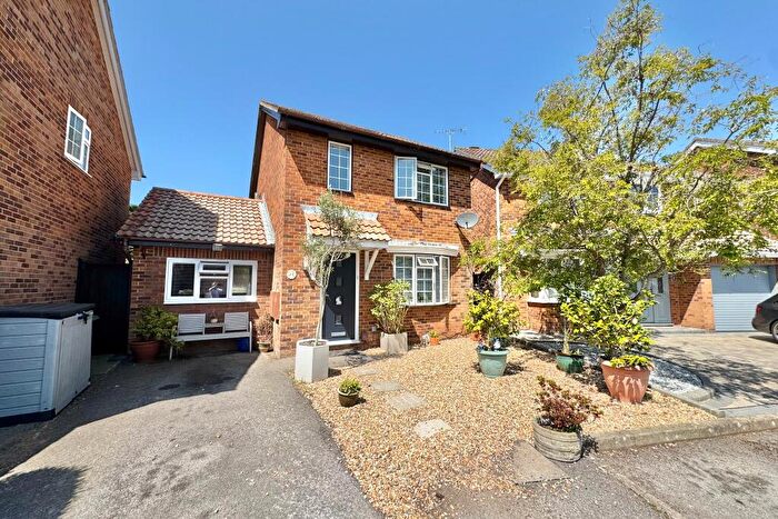 3 Bedroom Detached House For Sale In Grenadier Close, Locks Heath, SO31