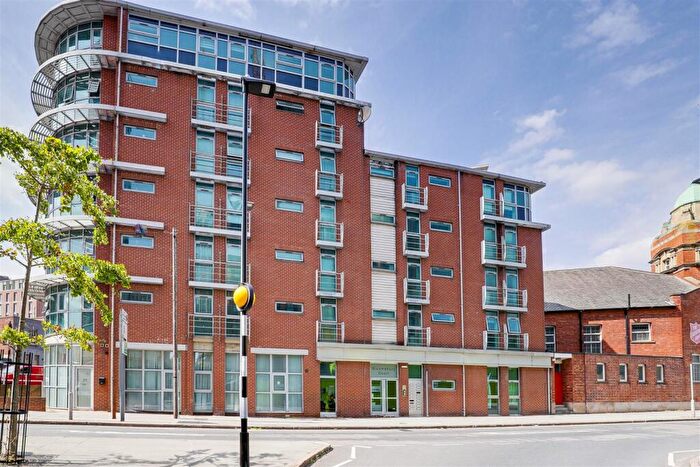 3 Bedroom Flat For Sale In Beck Street, Bloomsbury Court, Nottingham, Nottinghamshire, NG1